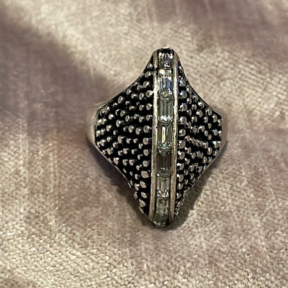 Unique Vintage Brutalist Ring size 9 - Picture 1 of 6